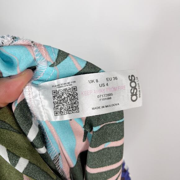 ASOS Design 4 Blue Tropical Border Print Satin Pajama Set Long Sleeve Top Pants - Picture 16 of 16